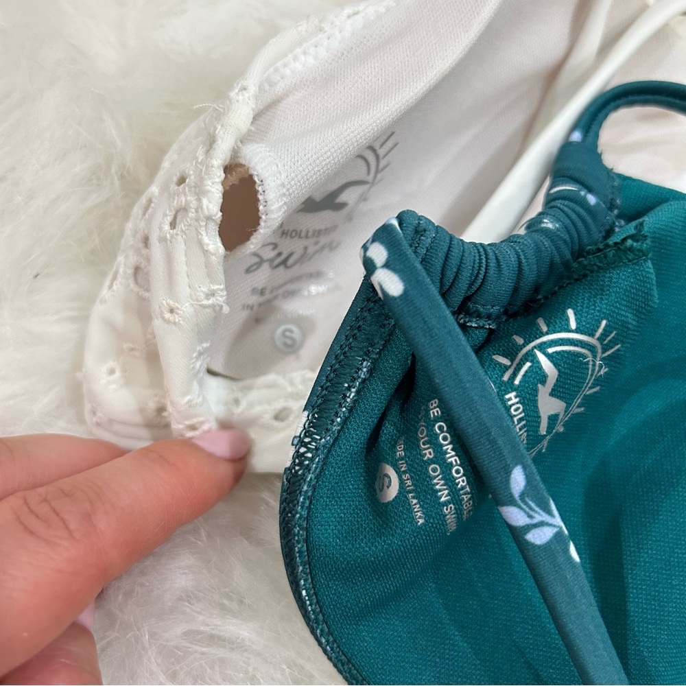 Hollister Teal and White Bikini Top Bundle SMALL - Picture 6 of 7